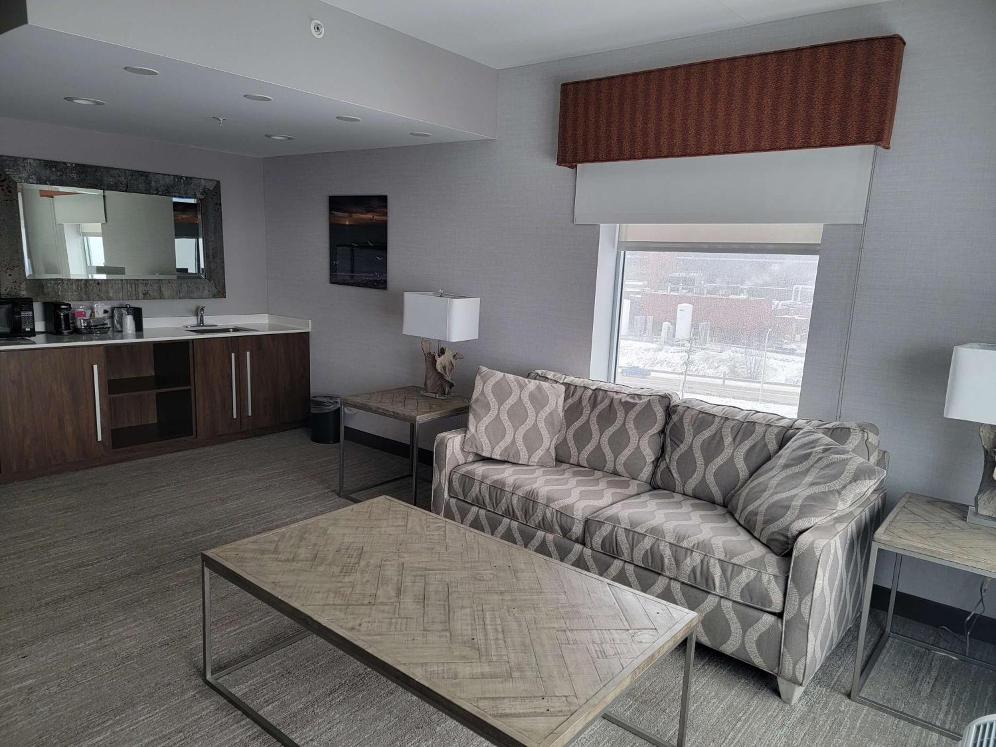 Hampton Inn & Suites Erie Bayfront Exterior foto