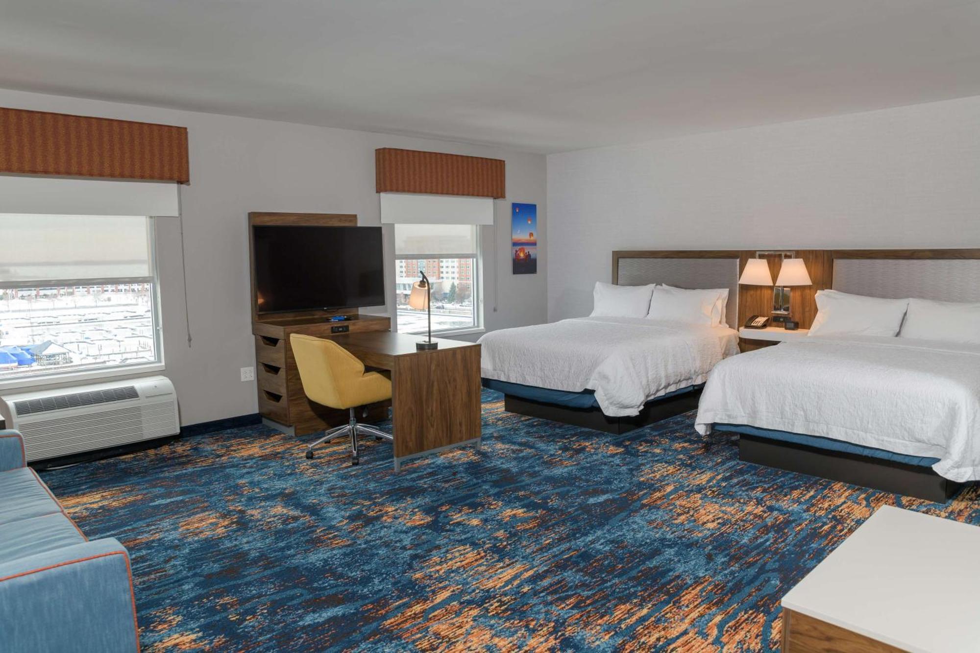 Hampton Inn & Suites Erie Bayfront Exterior foto