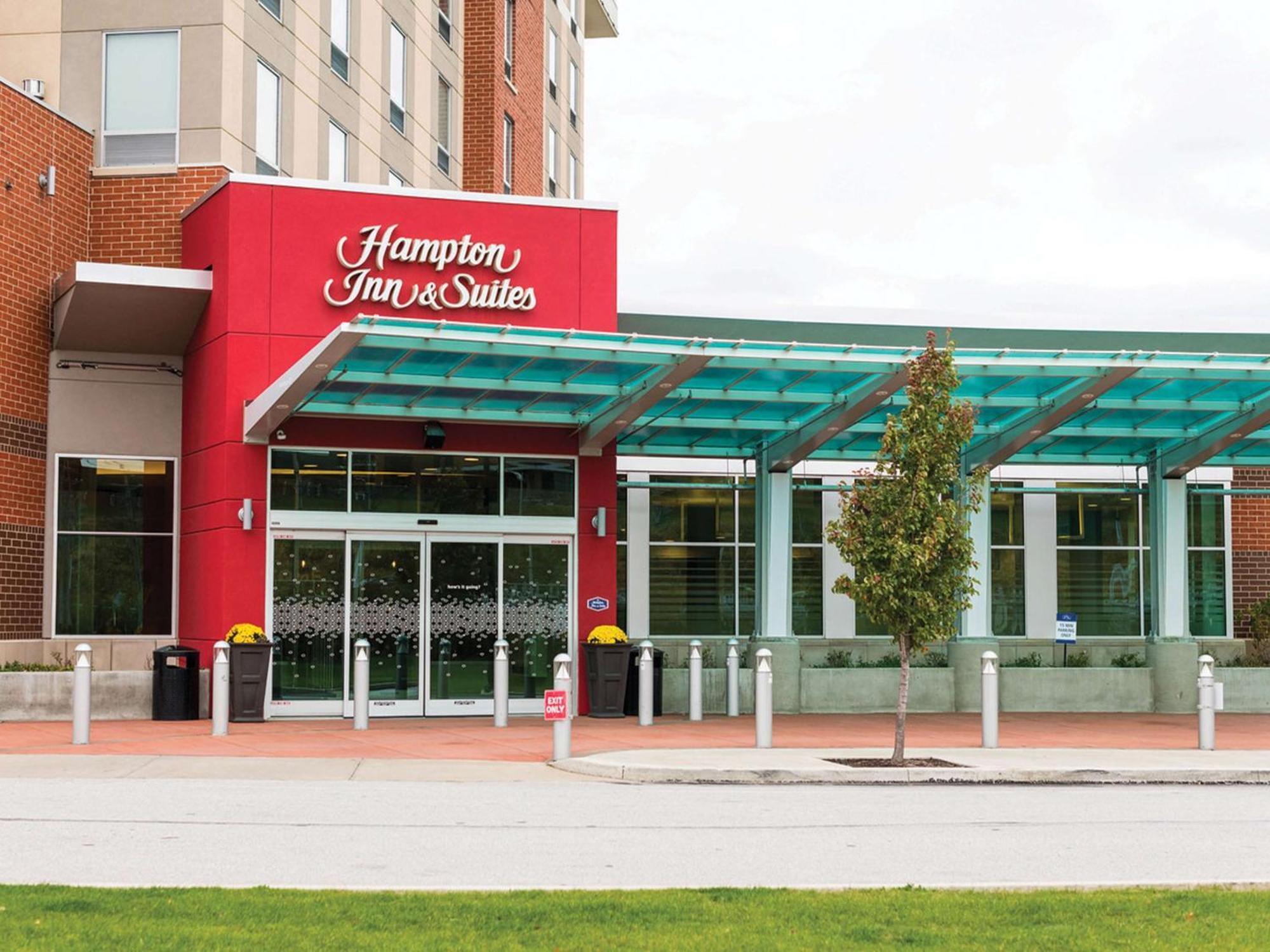 Hampton Inn & Suites Erie Bayfront Exterior foto
